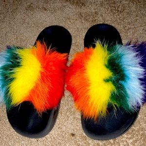 I am selling 7.5 furry slides Because I had got the wrong size